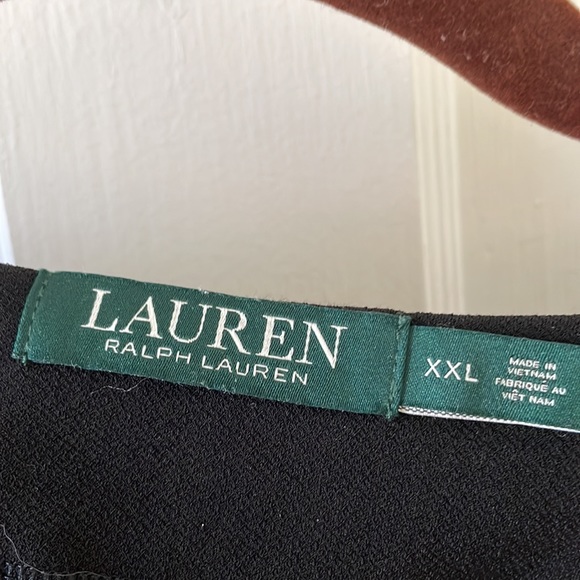 Lauren, Ralph Lauren split top in black - Picture 2 of 6